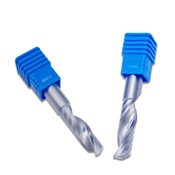 Almaz uclu oyma maşını freze kəsiciləri ultra incə detallı oyma işlərini idarə edə bilərmi?